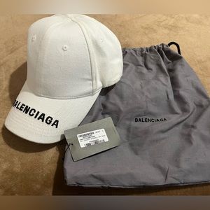 Balenciaga cap white (unisex) L